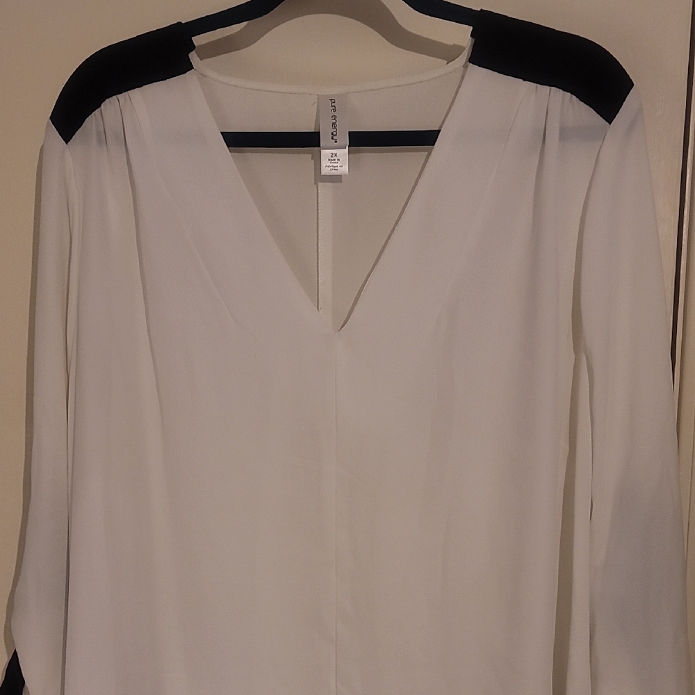 Pure Energy White Blouse with Black Shoulders
